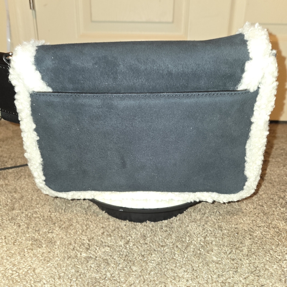 NWT Michael Kors Bradshaw Suede & Faux Shearling Messenger Bag - Picture 5 of 14
